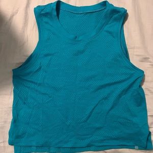 lulu size 4 train to be tank top
